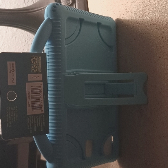 Universal Tablet Case Fits Most 7" Tablets   New with Tags - Picture 5 of 7